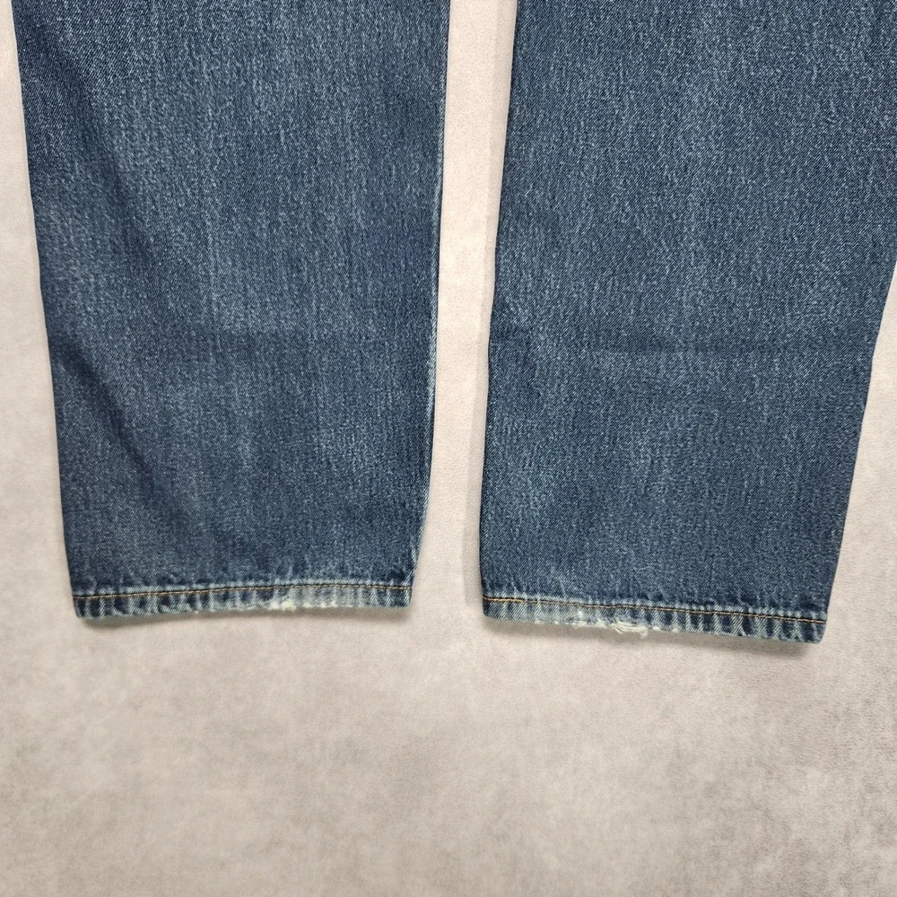 Levis 505 Regular Fit Jeans Mens 42x30 Medium Wash Blue Straight Leg‎ Pants